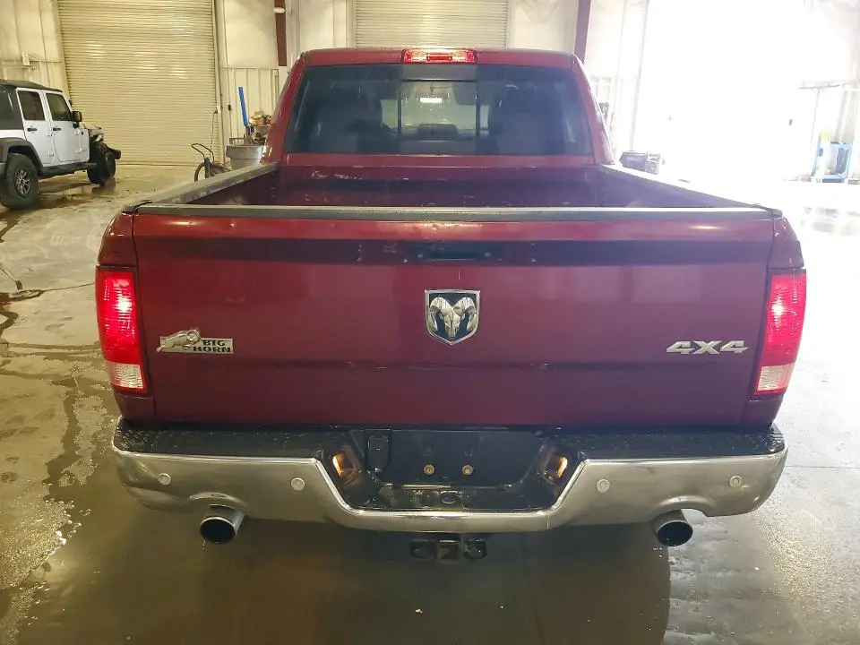 2018 RAM 1500 SLT  