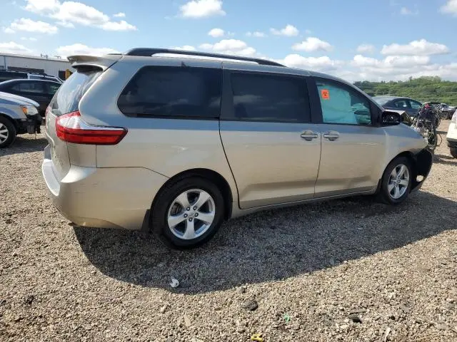 2017 TOYOTA SIENNA LE  
