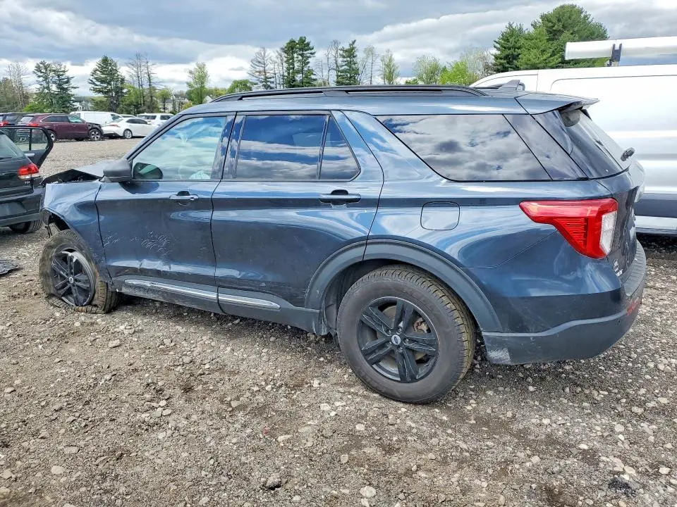 2022 FORD EXPLORER XLT  