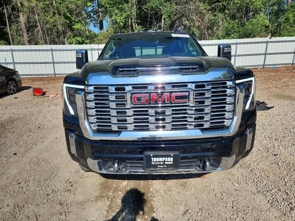 2025 GMC SIERRA K2500 DENALI  