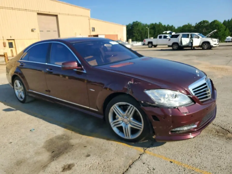 2012 MERCEDES-BENZ S 550  