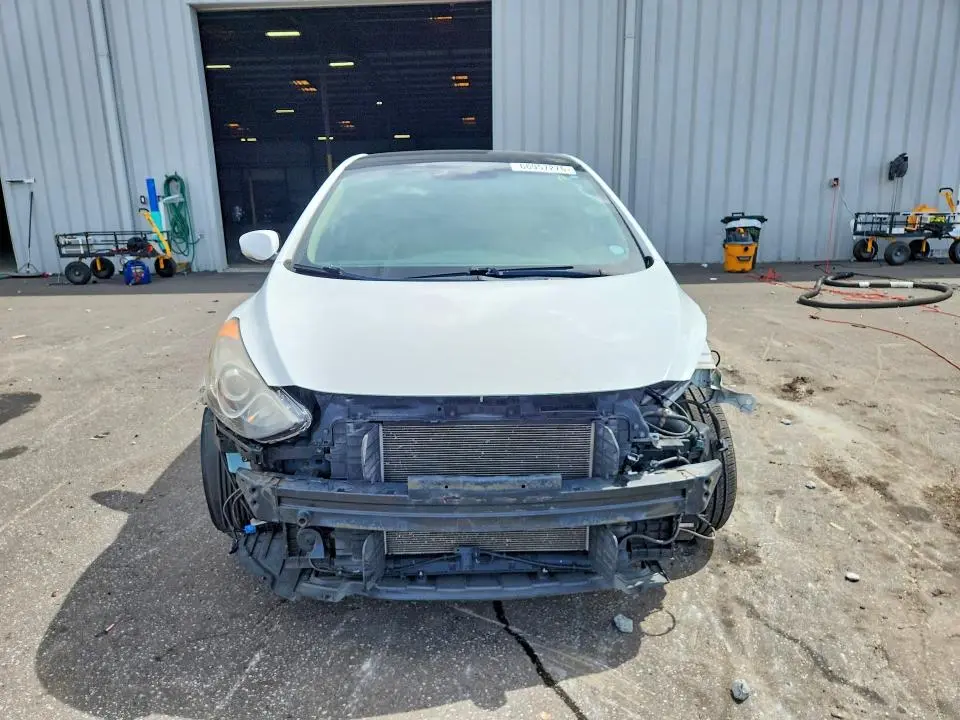2016 HYUNDAI ELANTRA GT BASE  