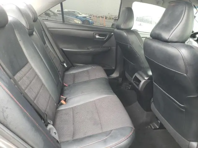 2016 TOYOTA CAMRY LE  