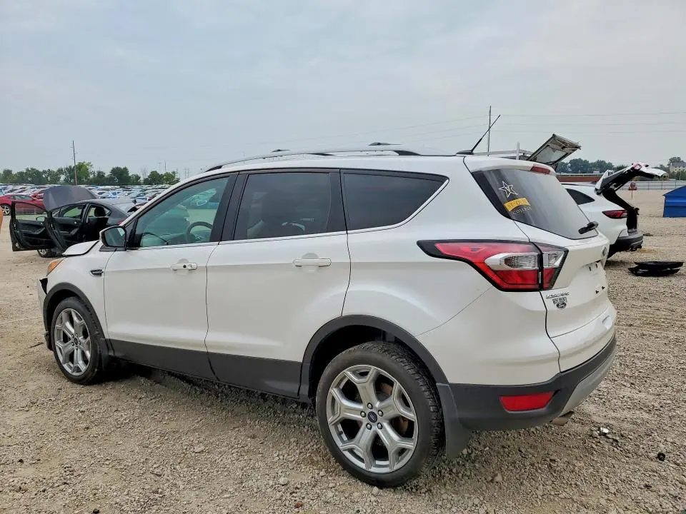 2017 FORD ESCAPE TITANIUM  