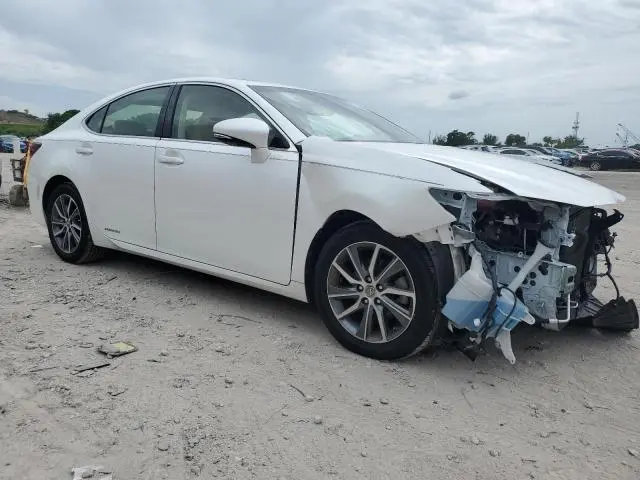 2017 LEXUS ES 300H  