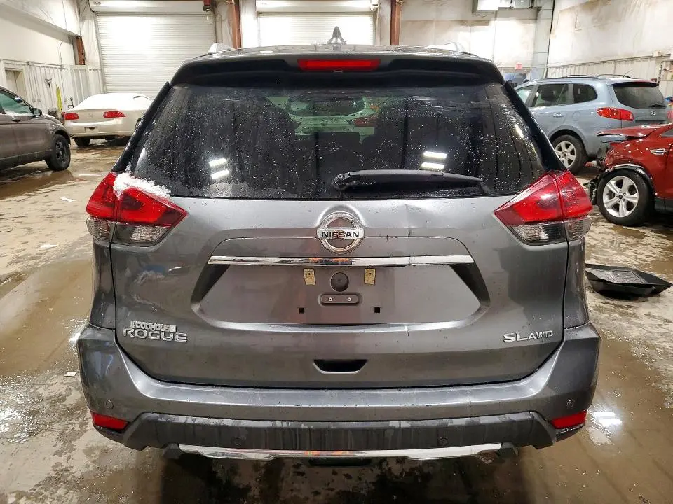 2019 NISSAN ROGUE S  