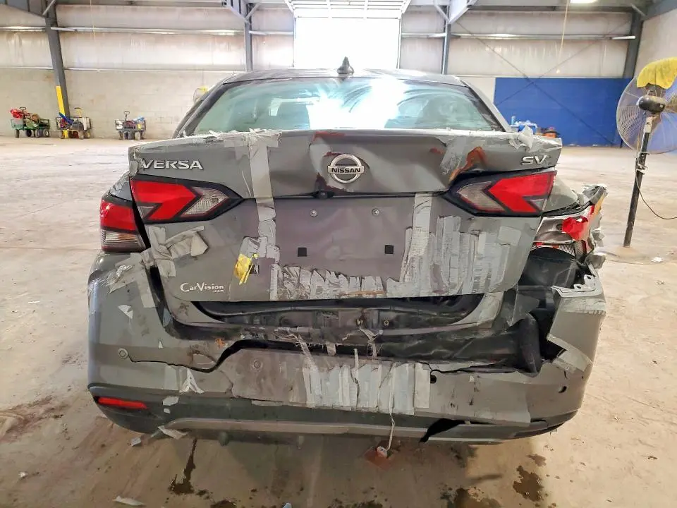 2020 NISSAN VERSA SV  