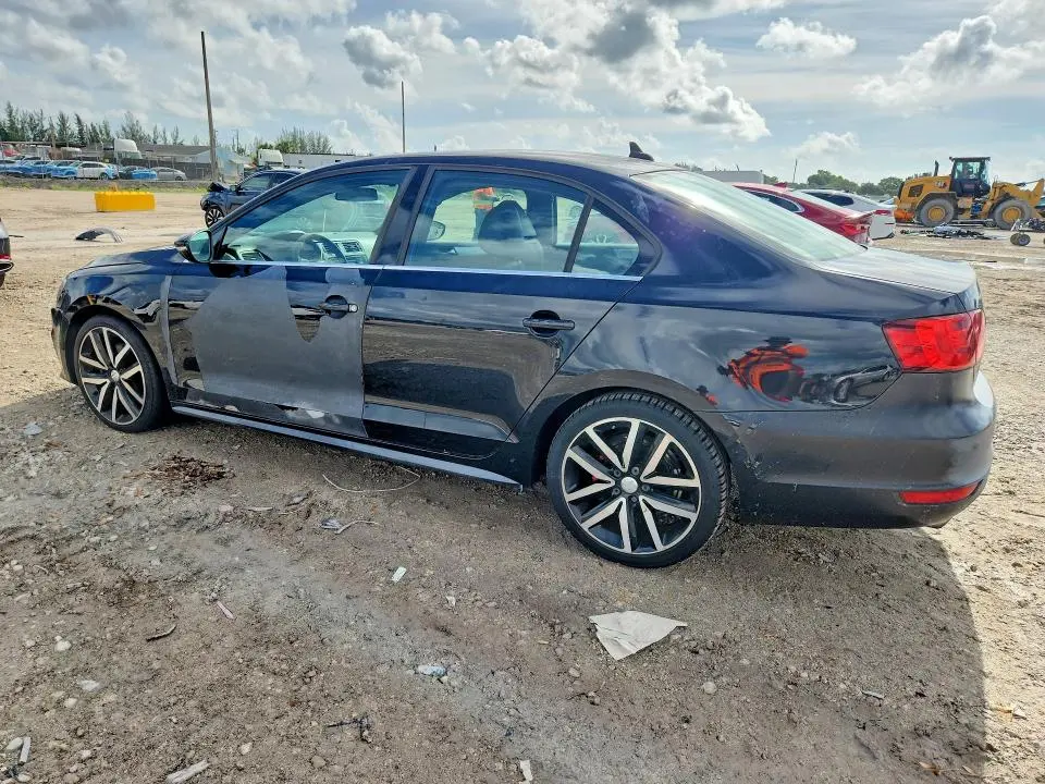2013 VOLKSWAGEN JETTA GLI  