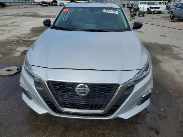 2019 NISSAN ALTIMA SR  