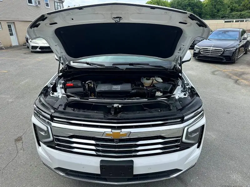 2025 CHEVROLET SUBURBAN K1500 LT  