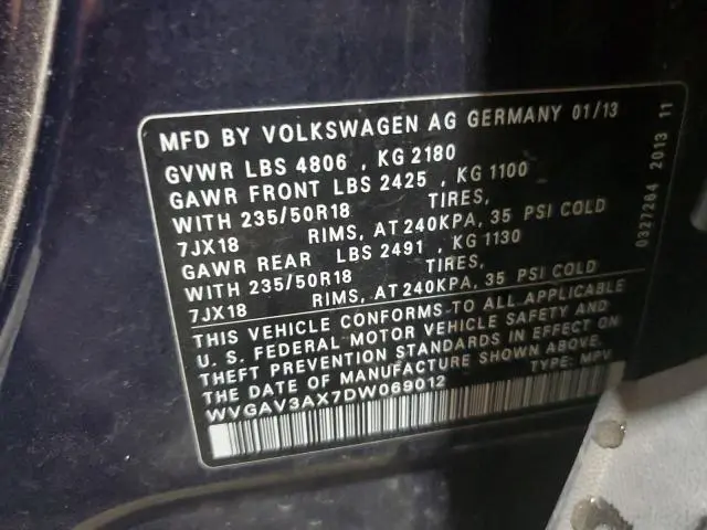 2013 VOLKSWAGEN TIGUAN S  