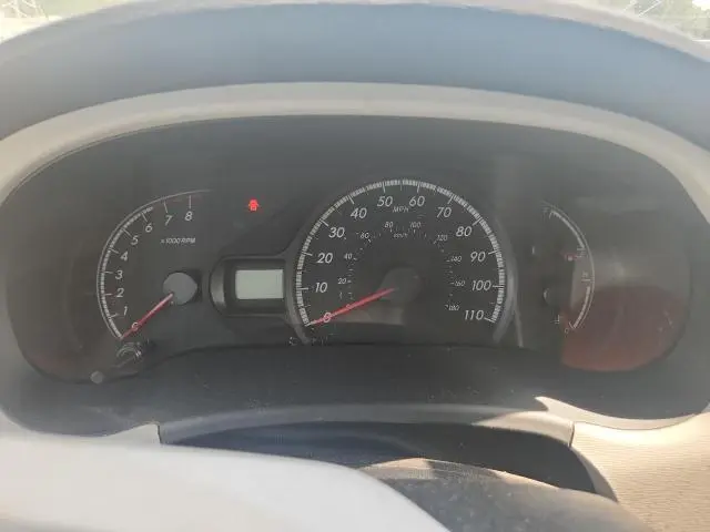2013 TOYOTA SIENNA LE  