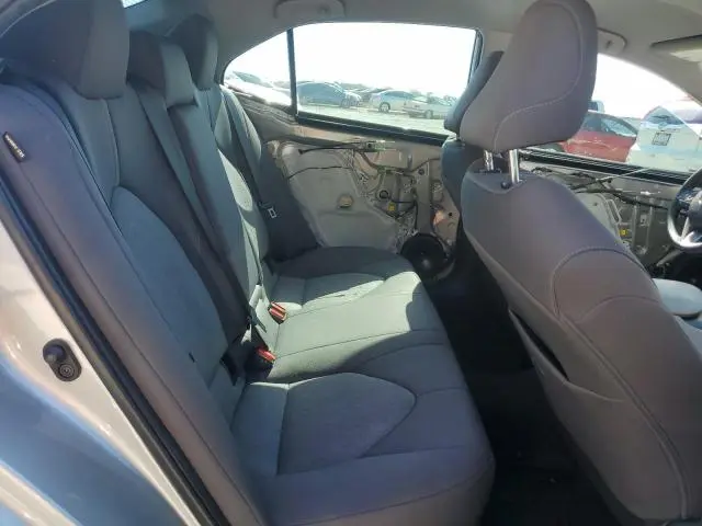 2022 TOYOTA CAMRY LE