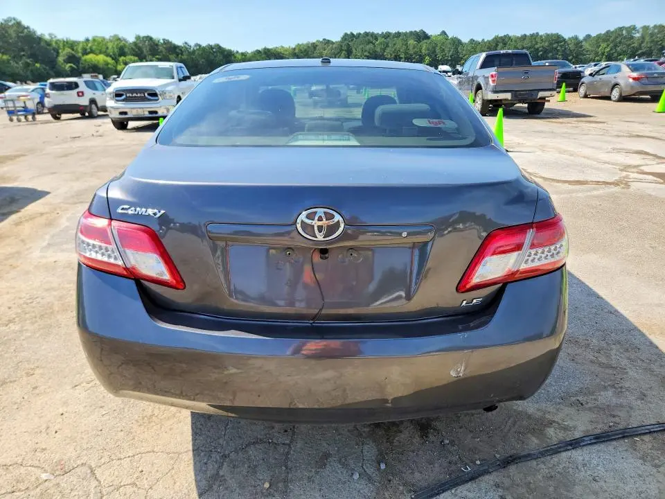 2011 TOYOTA CAMRY LE  