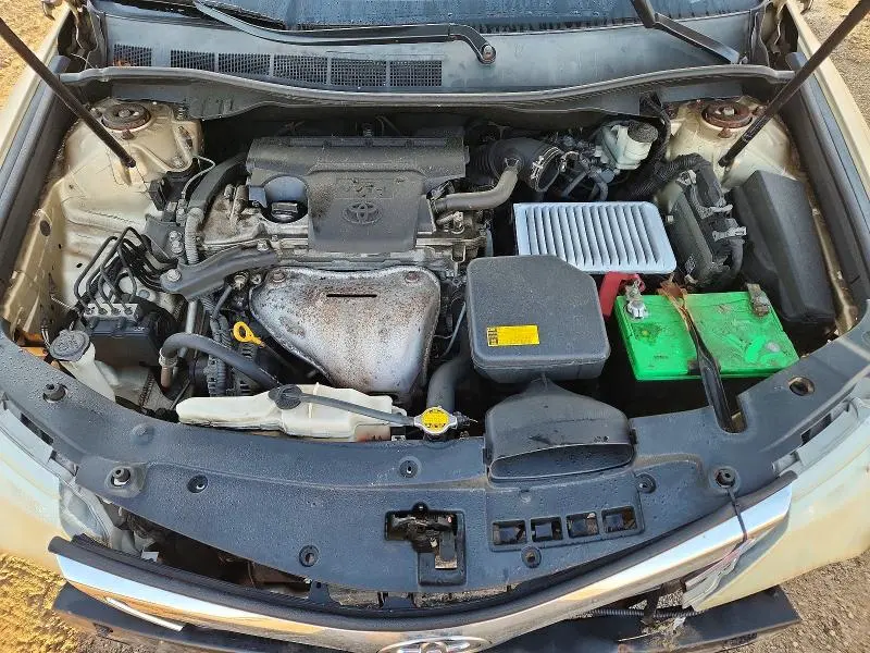 2012 TOYOTA CAMRY LE  