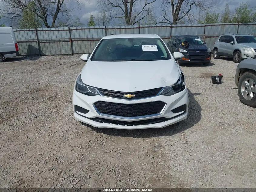 2018 CHEVROLET CRUZE LT AUTO