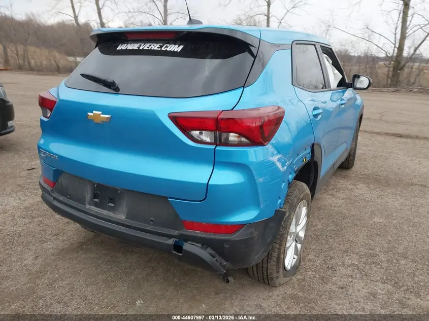 2025 CHEVROLET TRAILBLAZER AWD LS