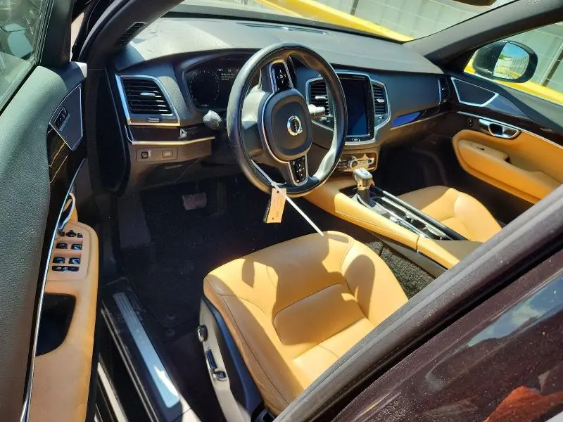 2019 VOLVO XC90 T6 MOMENTUM  
