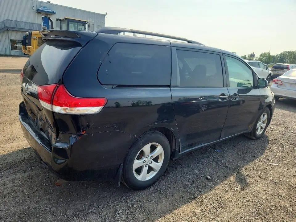 2011 TOYOTA SIENNA BASE 7-PASSENGER  