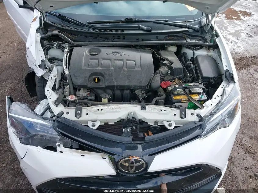 2018 TOYOTA COROLLA LE