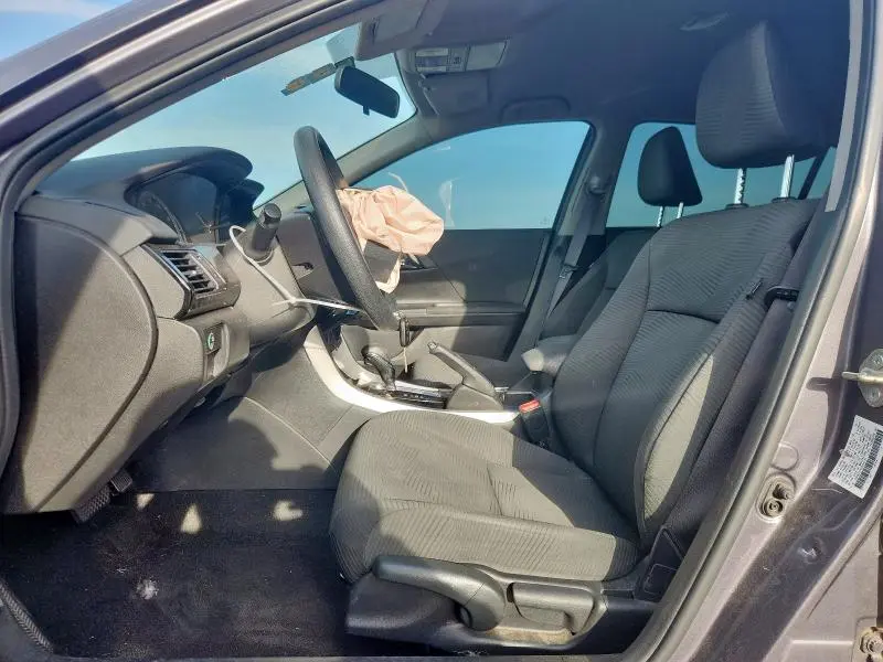2017 HONDA ACCORD LX  