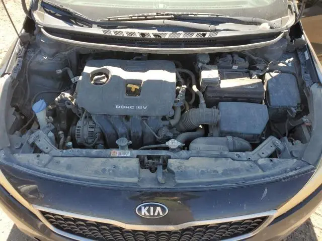 2017 KIA FORTE LX  