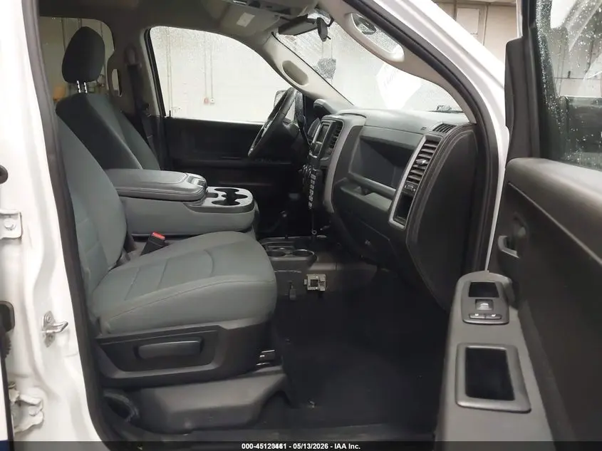 2018 RAM 2500 TRADESMAN  4X4 6'4 BOX