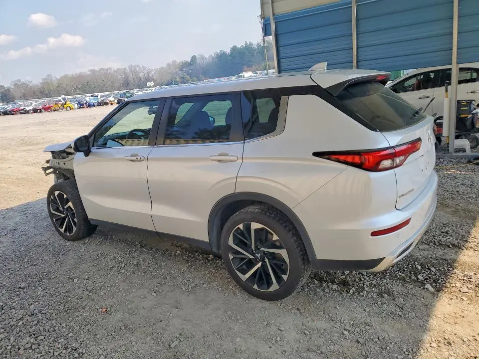 2023 MITSUBISHI OUTLANDER SE  