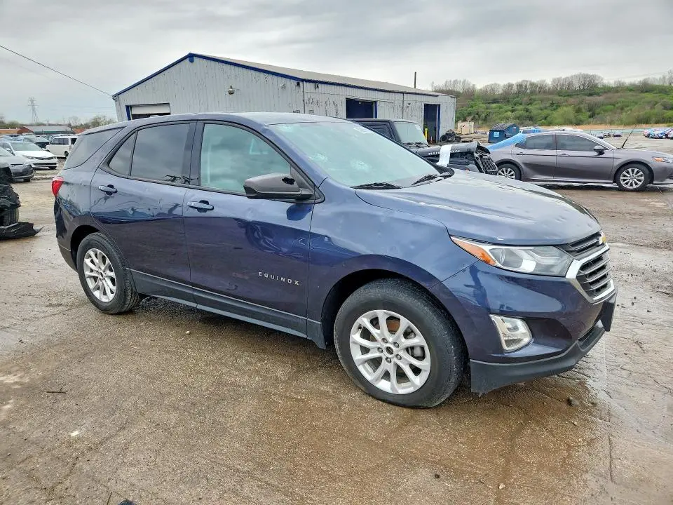 2018 CHEVROLET EQUINOX LS  