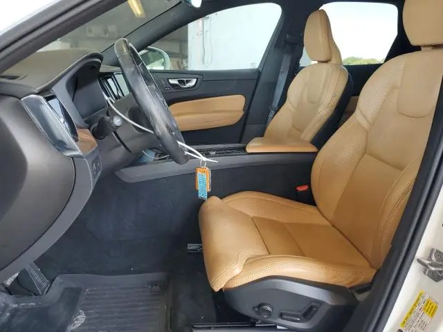 2021 VOLVO XC60 T5 INSCRIPTION  