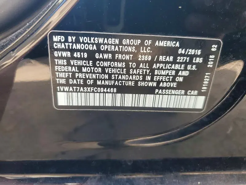 2015 VOLKSWAGEN PASSAT S  