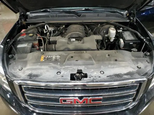 2019 GMC YUKON SLE