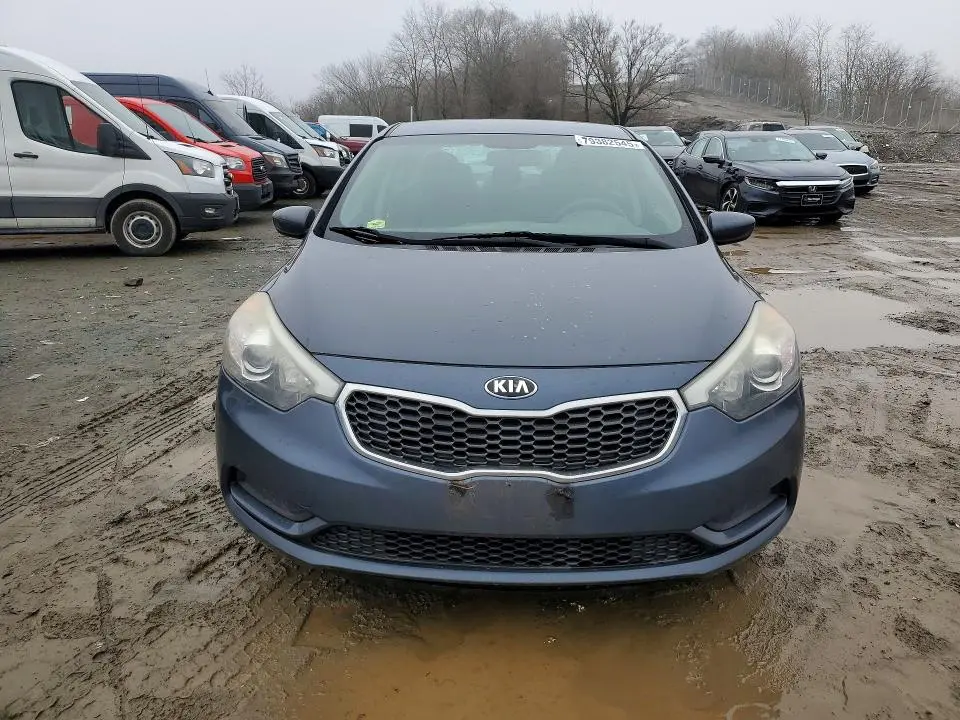 2016 KIA FORTE LX  