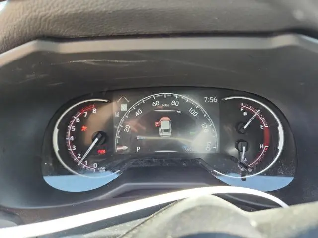 2023 TOYOTA RAV4 XLE