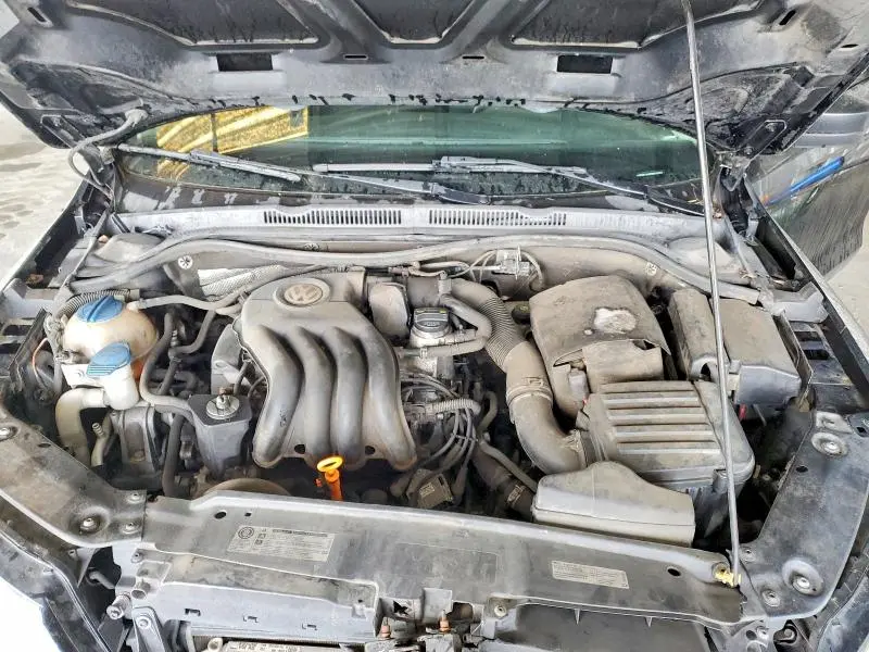 2015 VOLKSWAGEN JETTA BASE  