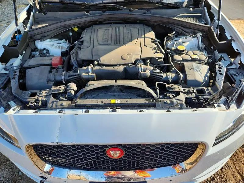 2017 JAGUAR F-PACE PRESTIGE  