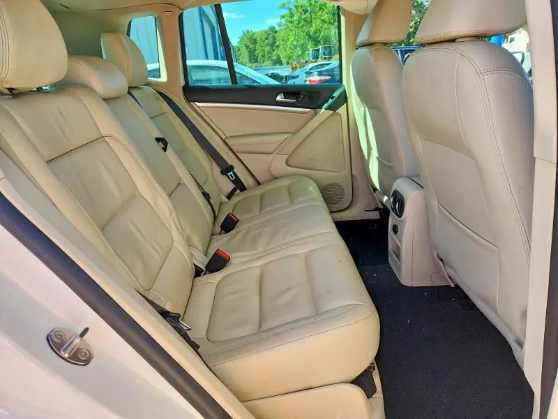 2012 VOLKSWAGEN TIGUAN S  