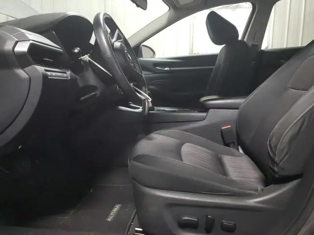 2022 NISSAN ALTIMA SV  
