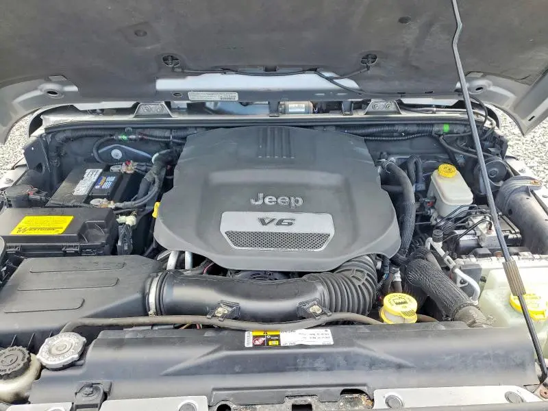 2014 JEEP WRANGLER SAHARA  