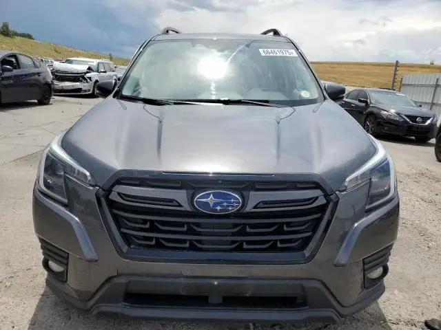 2023 SUBARU FORESTER LIMITED  
