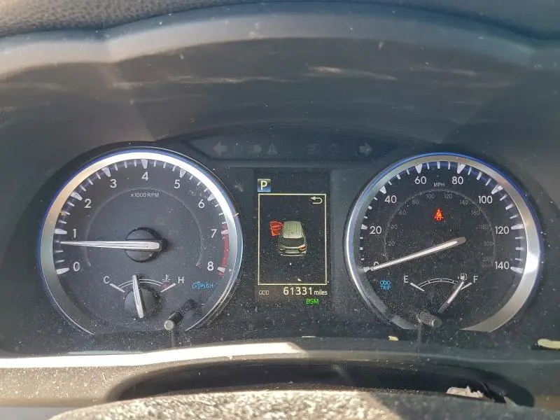 2019 TOYOTA HIGHLANDER SE  