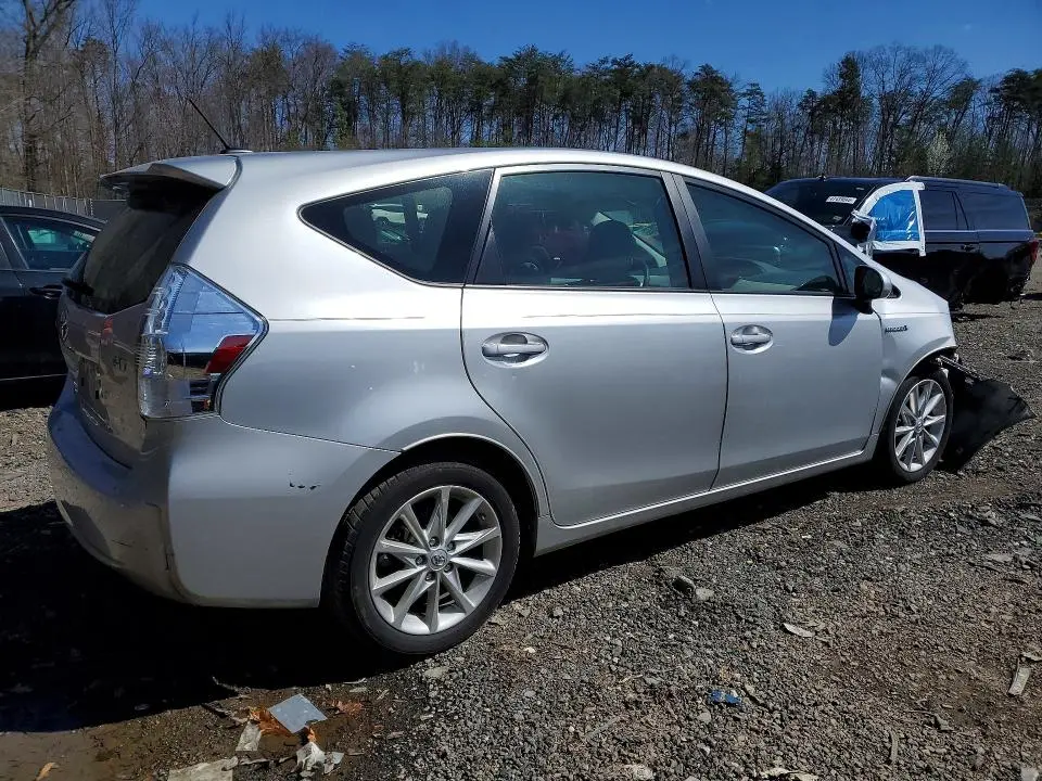 2012 TOYOTA PRIUS V FIVE  