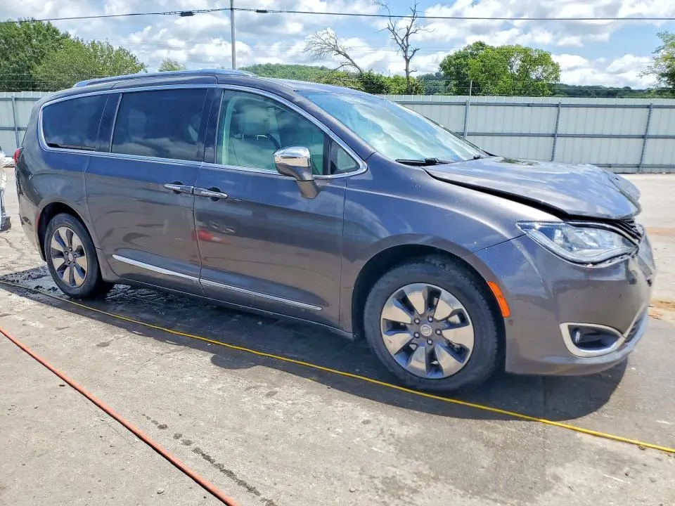 2017 CHRYSLER PACIFICA EHYBRID PLATINUM  