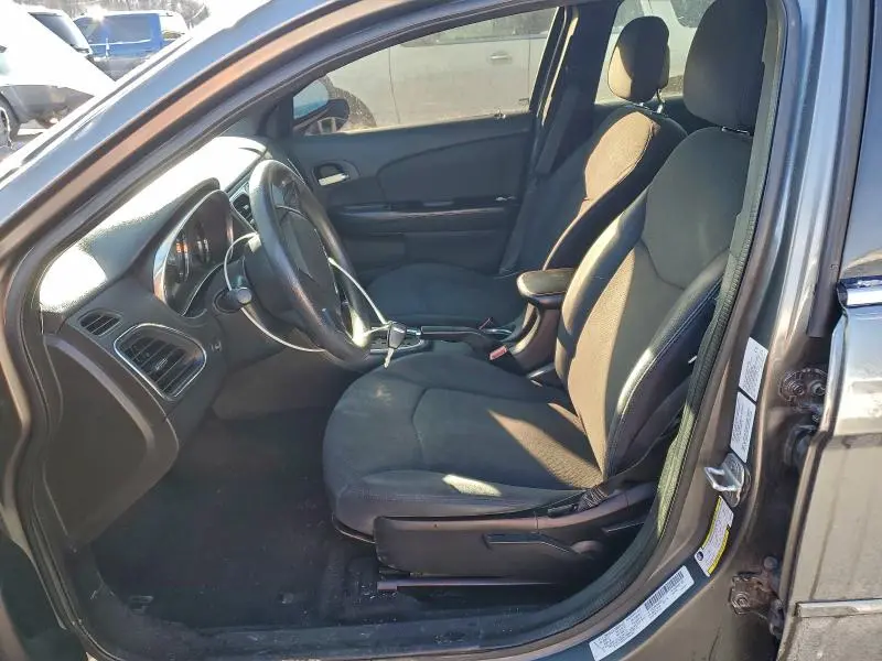 2012 CHRYSLER 200 LX  