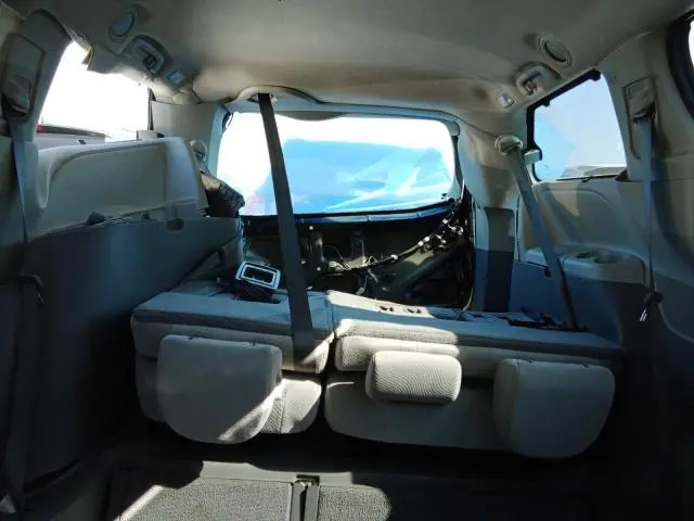 2011 TOYOTA SIENNA LE  
