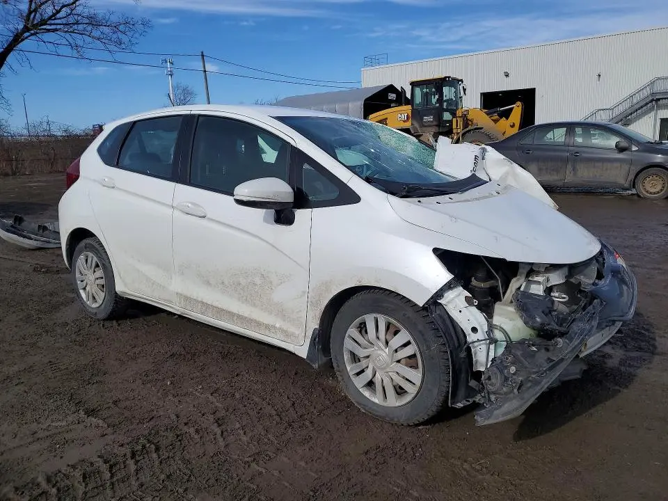 2016 HONDA FIT   