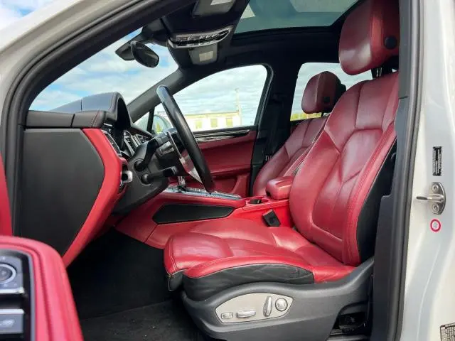 2016 PORSCHE MACAN S  