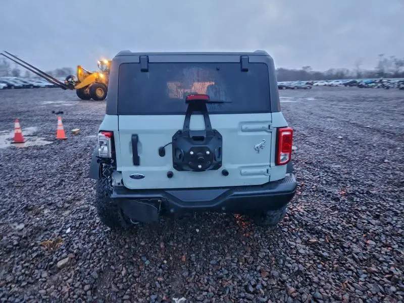 2023 FORD BRONCO BASE  