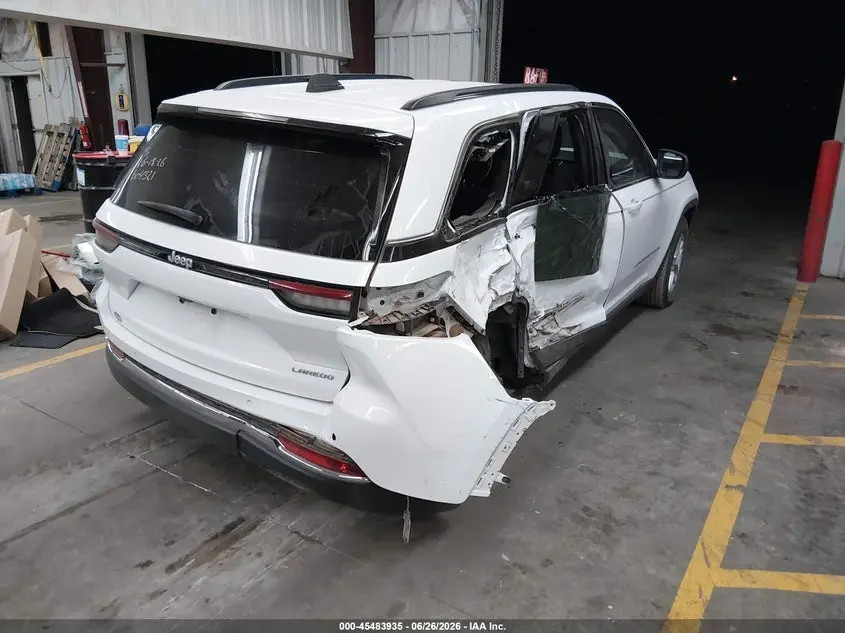 2024 JEEP GRAND CHEROKEE LAREDO X 4X2