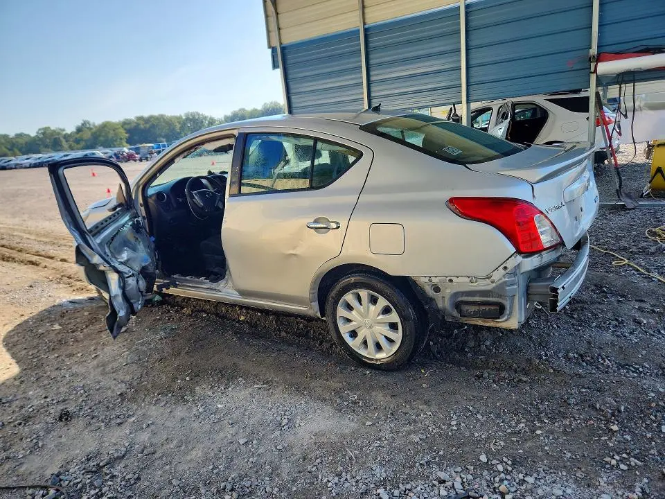 2016 NISSAN VERSA 1.6 SV  